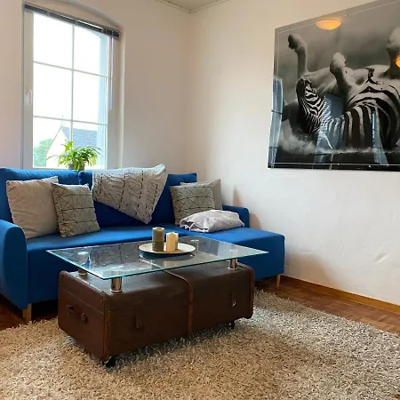 Roggendorf 2, Zentrumnah Und Voll Ausgestattet Appartamento