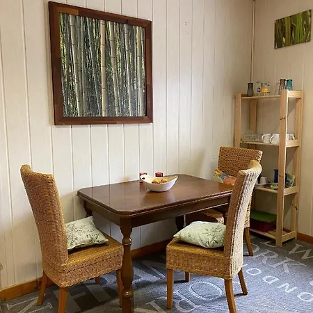 Roggendorf 2, Zentrumnah Und Voll Ausgestattet דירה מכרניך