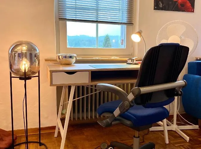 Roggendorf 2, Zentrumnah Und Voll Ausgestattet ميشرنيش