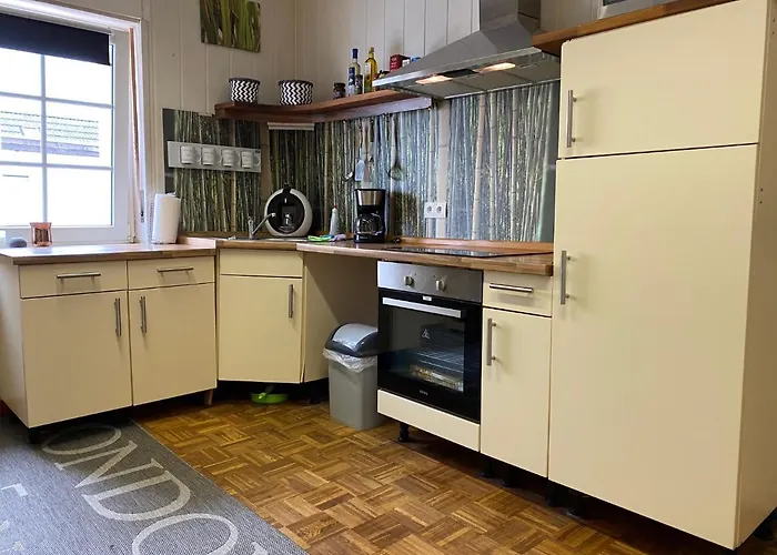 Roggendorf 2, Zentrumnah Und Voll Ausgestattet